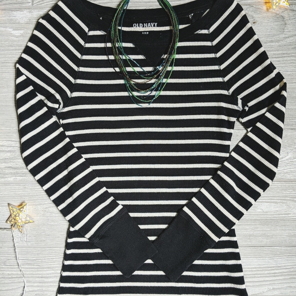 Old Navy Black & White Stripe Long Sleeve Thermal